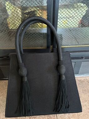 Black Women's Tassel-Accent Rope Handle Tote